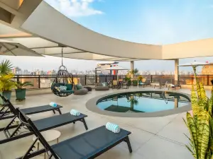 SP 伊泰姆比比美爵酒店