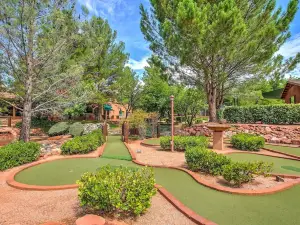 Sedona Pines Resort