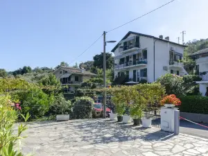 Al Rifugio di San Massimo, Beautiful Studio with Terrace Surrounded by Nature in Rapallo