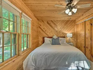 Peaceful Moravian Falls Cabin Near Fishing!