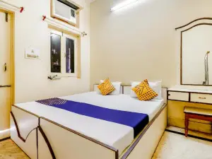 Hotel Tarun Residency