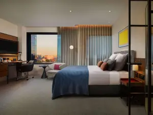 Next Hotel Melbourne, Curio Collection by Hilton