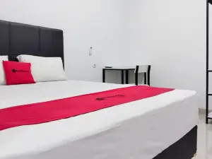 RedDoorz Near Universitas Siliwangi 2