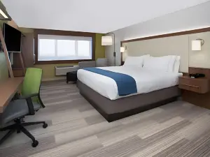 Holiday Inn Express & Suites Southgate - Detroit Area
