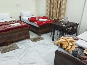 Hotel Ganga Palace By GRB
