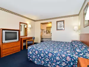 Americas Best Value Inn-Grain Valley/I-70 Exit 24
