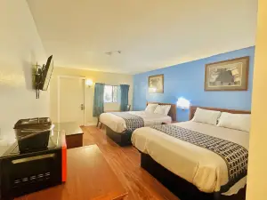 Hampton Motor Inn