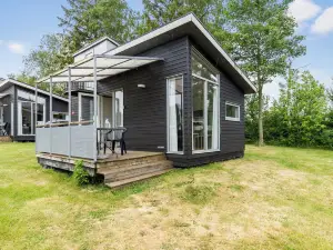 เฟิร์สท์แคมป์ เทมเพลโครเกน - โฮลเบก