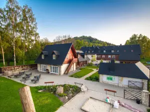 Apartmán-Hotel Jítravský Dvorec