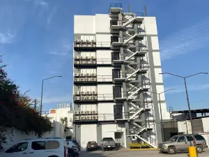 Hotel Bugari Aeropuerto Guadalajara