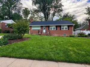 Modern Luxury Quiet Home 5BR-Fairfax - 20 Min from DC/5 Min GM, Court H