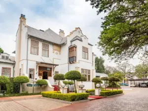 Courtyard Hotel Arcadia