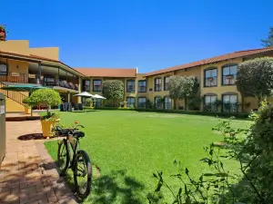 Benvenuto Hotel & Conference Centre