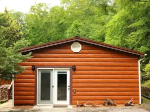 Cabin at the Lake