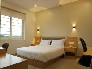 Dreamotel Luxury Suites and Rooms