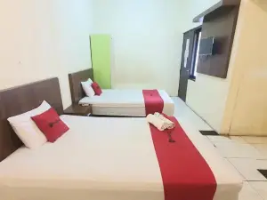 RedDoorz Near Universitas Pgri Kanjuruhan