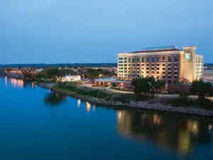 Embassy Suites by Hilton East Peoria Riverfront Hotel & Conference Center