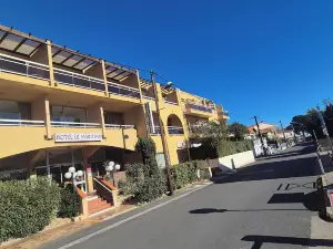 Hôtel le Maritime