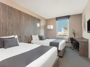 Four Points by Sheraton Distrito Uno Chihuahua