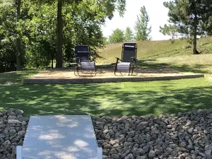 Super Spacious Lakehome