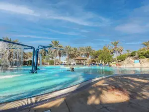 Radisson Blu Hotel and Resort Al Ain