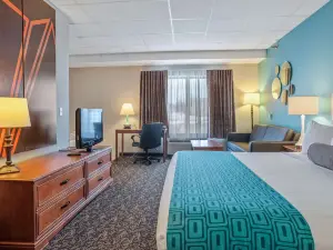 Elevation Inn & Suites, Trademark Collection by Wyndham