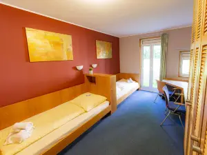 วิลเฮล์ม-เคมปฟ์-เฮาส์