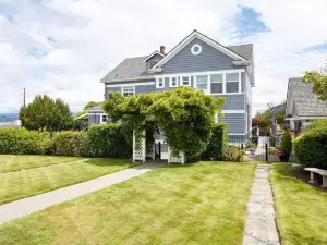 แนนทัคเกต อินน์