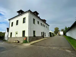 Family Apartments Černice