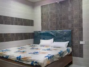 OnlyStay Shiva Dham