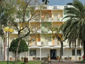 Hotel Tirreno