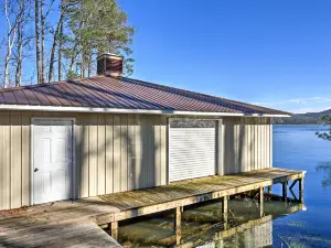 'Paradise Cove' Cabin w/ Boathouse & Dock