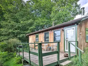 8 Acres and Hiking Trails Little Switzerland Escape