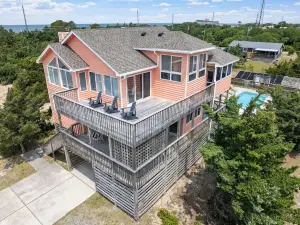 Oceanside, sound view, dog friendly, private pool, hot tub, golf cart, game room