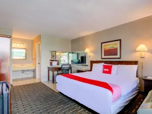 OYO Hotel Douglas GA US-441