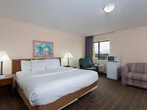 Norwood Inn & Suites Indianapolis