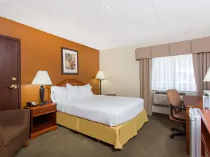 AmericInn by Wyndham Beloit