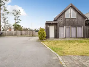 Awesome Home in Søgne with 3 Bedrooms and Wifi