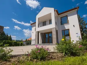 Fured Centrum Panzio