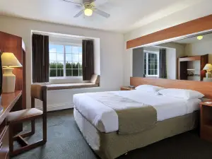Microtel Inn & Suites by Wyndham Eagle River/Anchorage Are