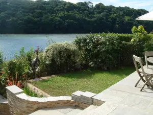 Waterside Holiday Cottages