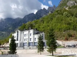 Two Brothers B A&S Hotel Bar & Restaurant