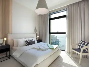 Aya - Exquisite Beachfront 1Br Living in Palm Jumeirah