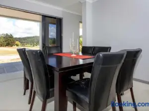 Augusta Grand Pauanui, a Golfers Dream House