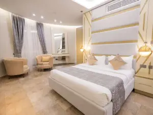 Grik Hotel - Entebbe