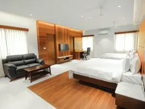 Hotel Lakshmi Towers