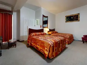Regency Suites Hotel