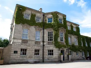 แอสตัน ฮอลล์ โรงแรม บีดับเบิลยู ซิกเนเจอร์ คอลเลกชัน