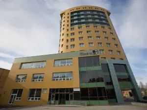 Planeta IQ Hotel