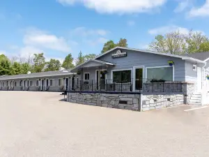 Aurora Inn